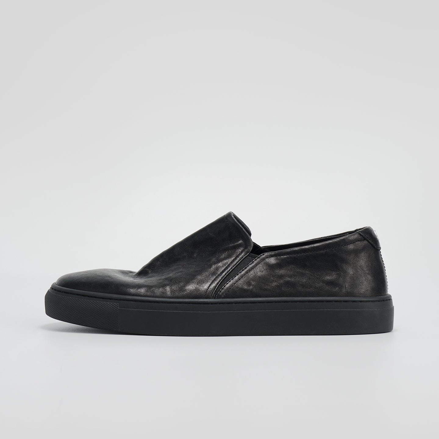 DB0020-2 SLIP-ON CASUAL SKATE SHOES