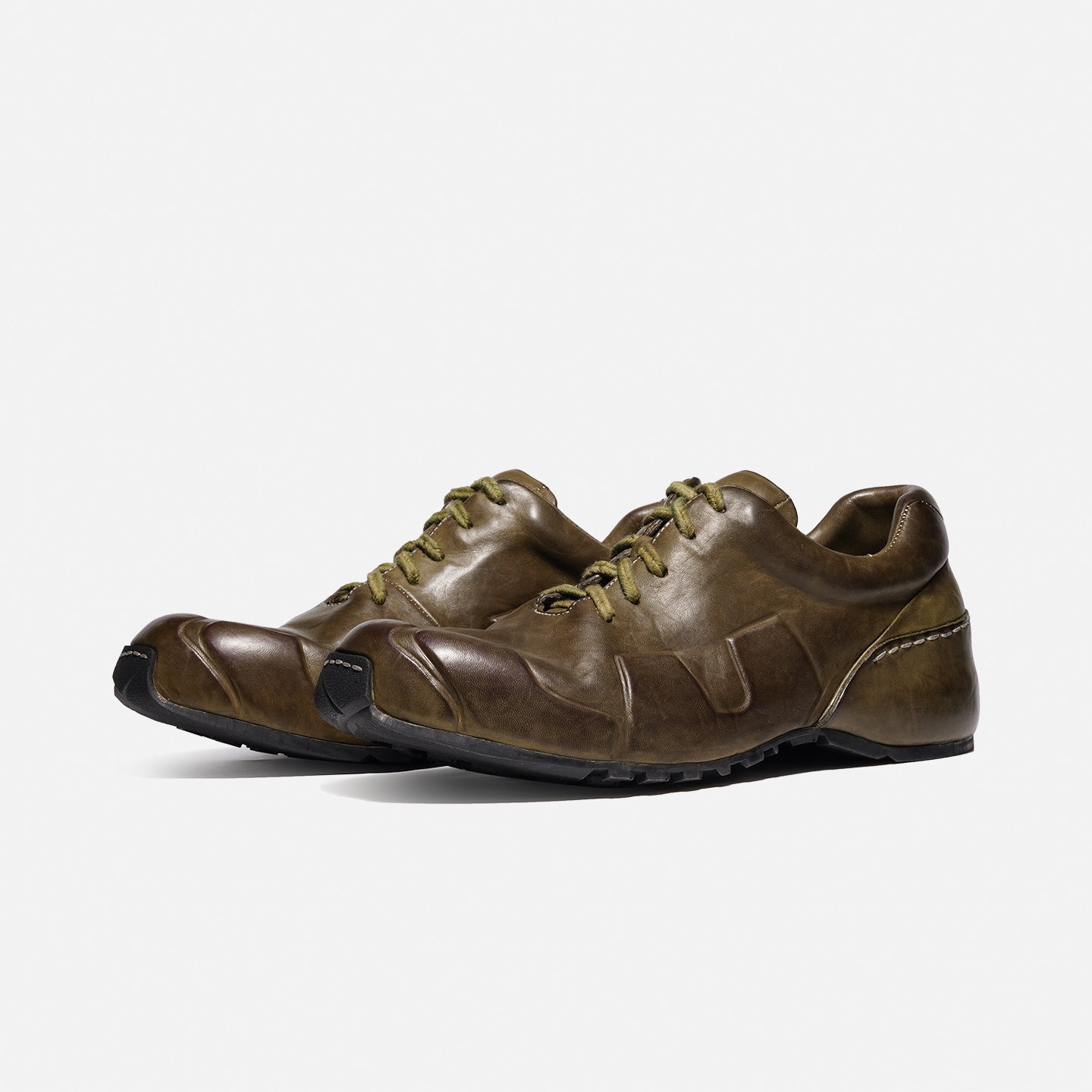 2579 HORSEHIDE ARMOR SHOES
