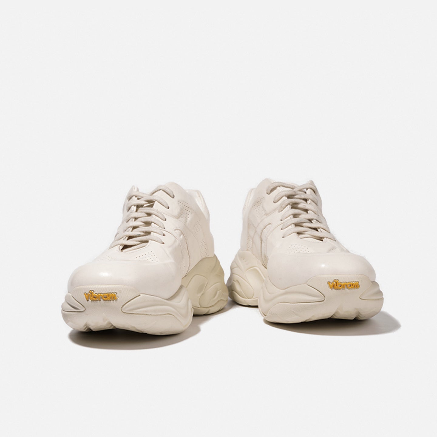 1819-1 PERFORATED BREATHABLE DAD SNEAKERS