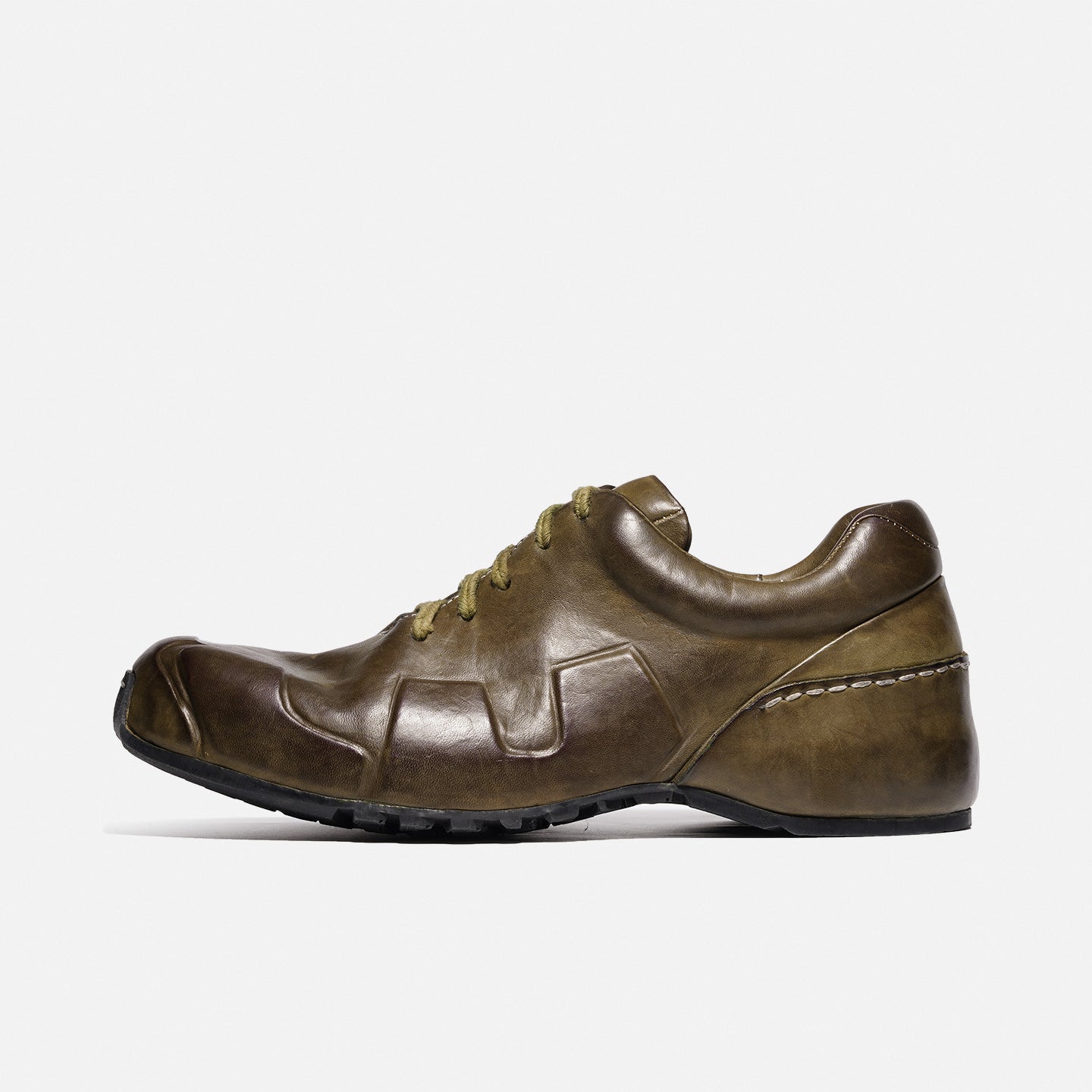 2579 HORSEHIDE ARMOR SHOES