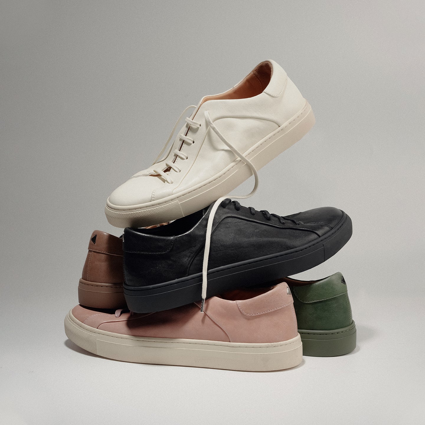 DB0020-1 HORSEHIDE CASUAL WHITE SNEAKERS