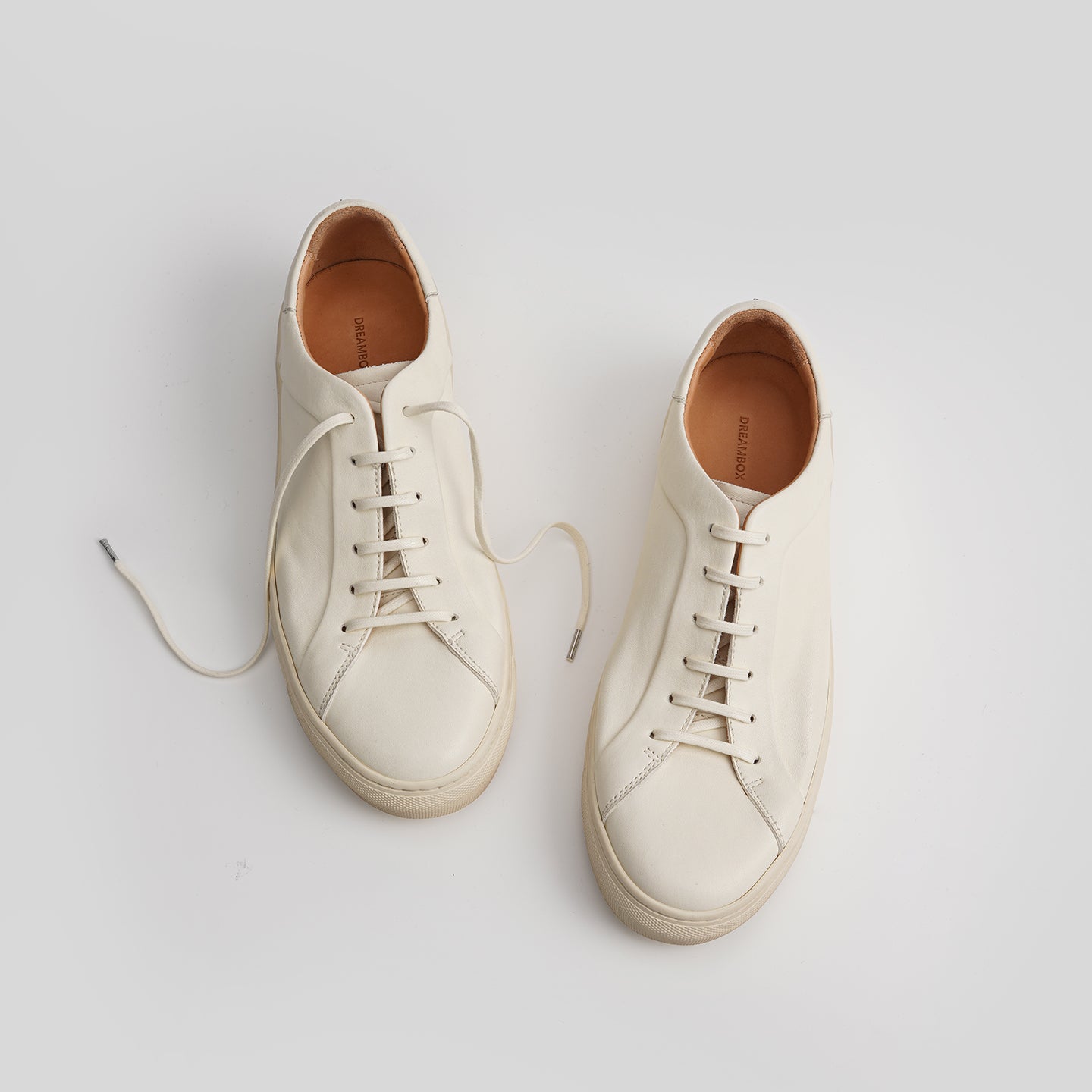 DB0020-1 HORSEHIDE CASUAL WHITE SNEAKERS