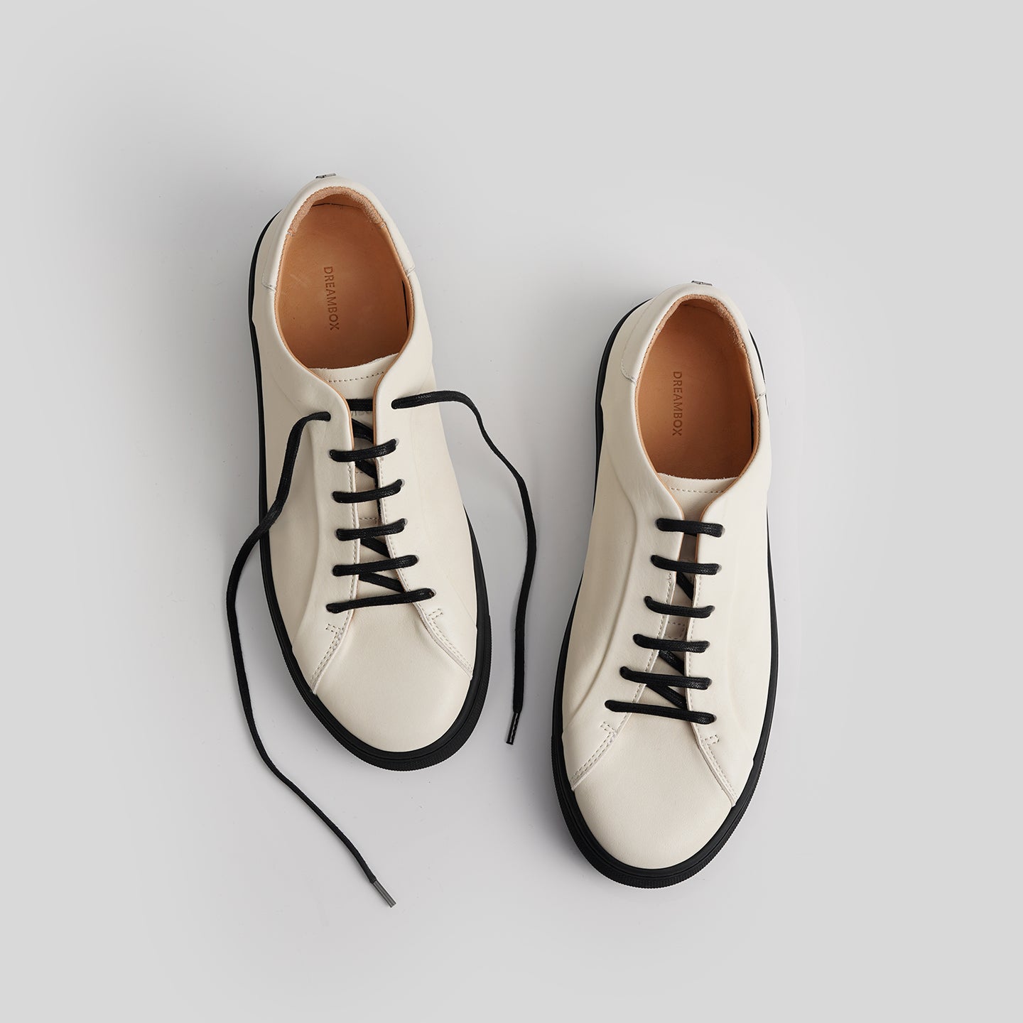 DB0020-1 HORSEHIDE CASUAL WHITE SNEAKERS