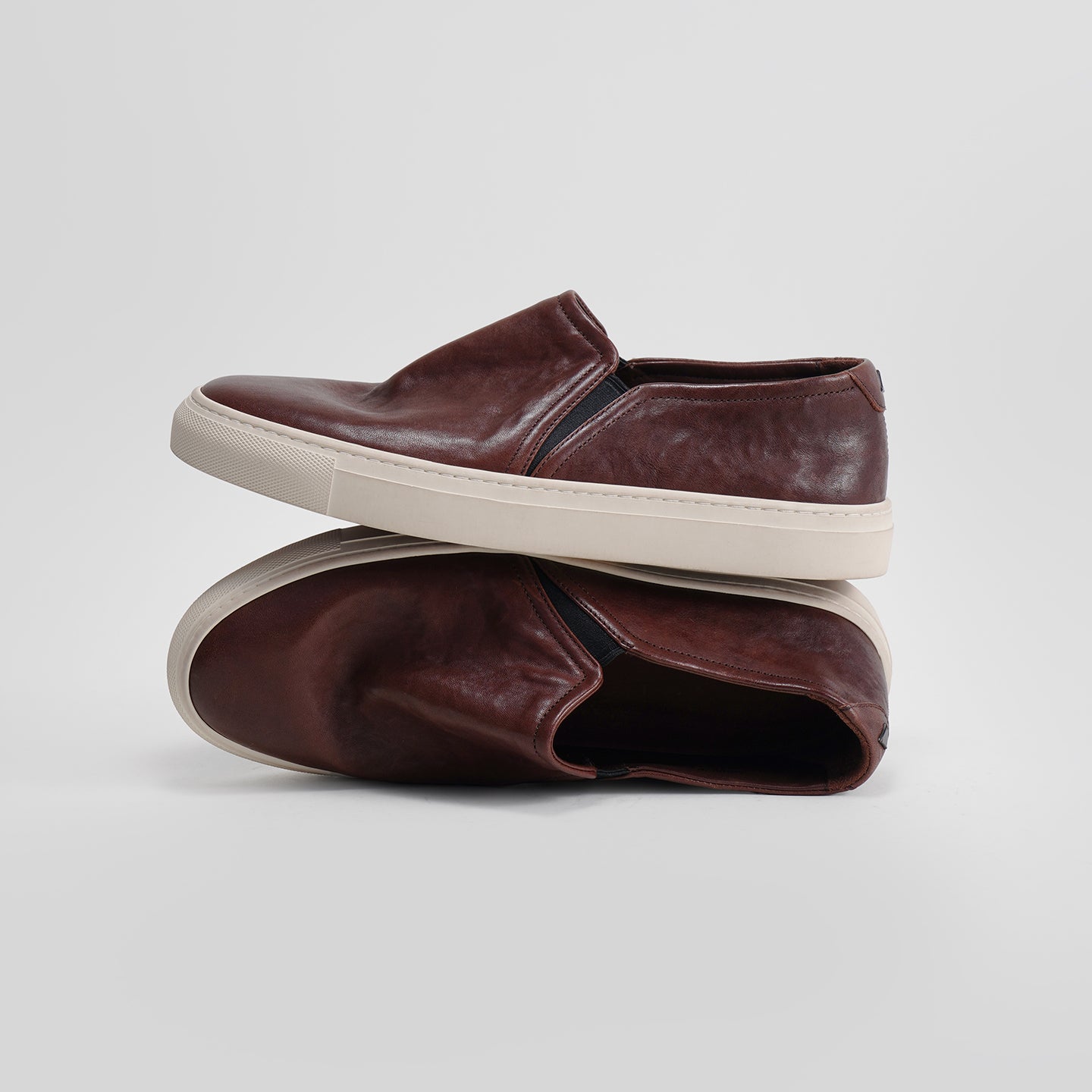 DB0020-2 SLIP-ON CASUAL SKATE SHOES