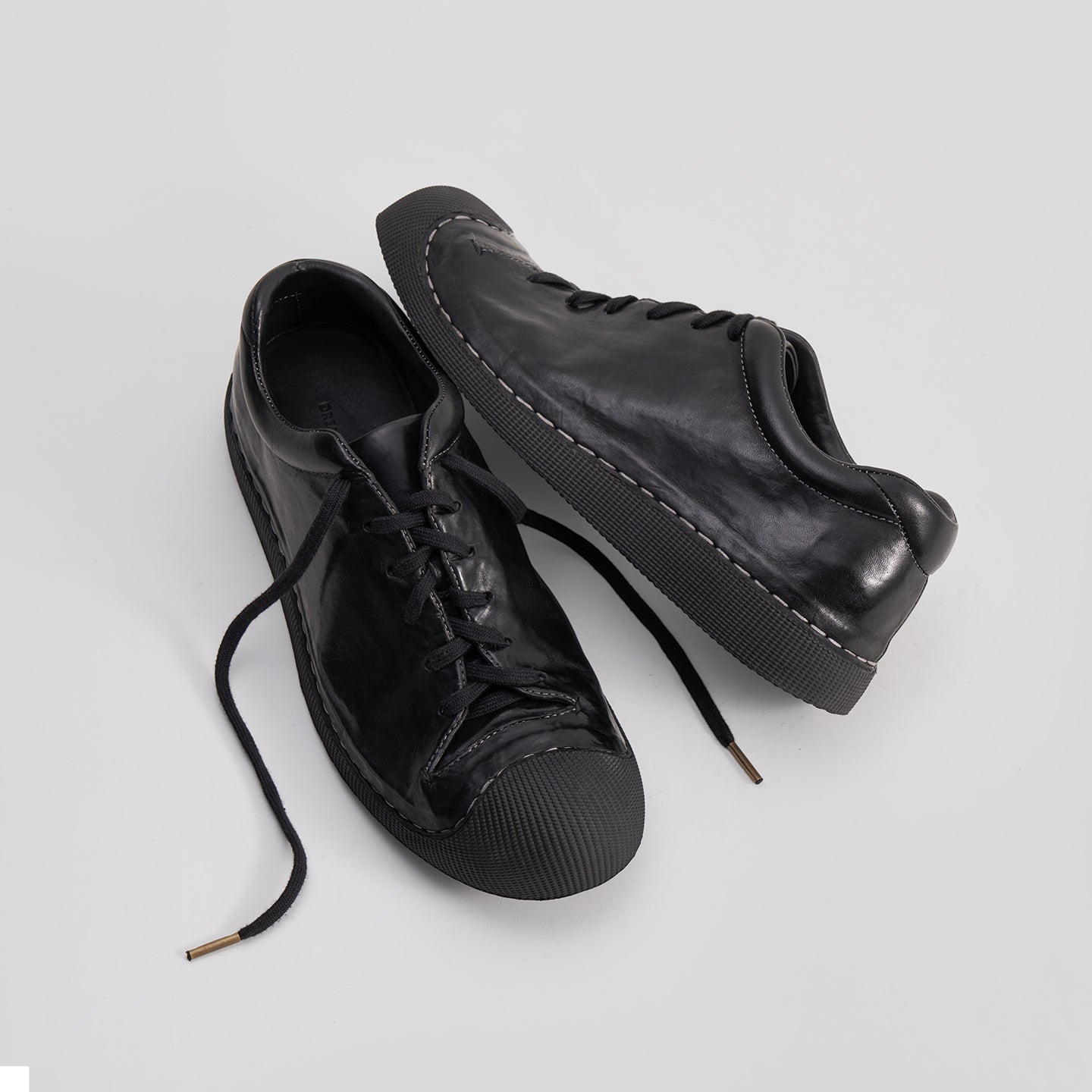 2946-11 WASHED HORSE LEATHER CASUAL SKATE SHOES