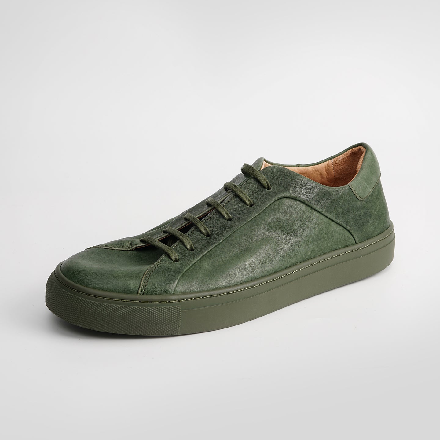 DB0020-1 HORSEHIDE CASUAL WHITE SNEAKERS