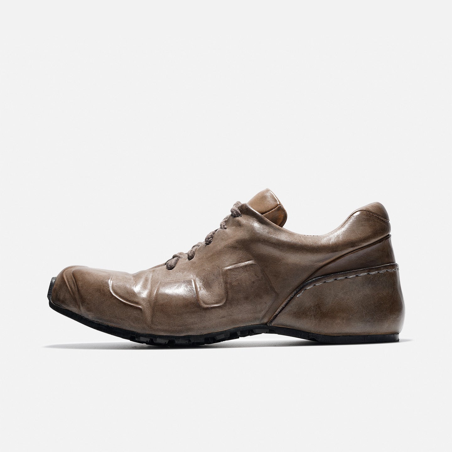 2579 HORSEHIDE ARMOR SHOES