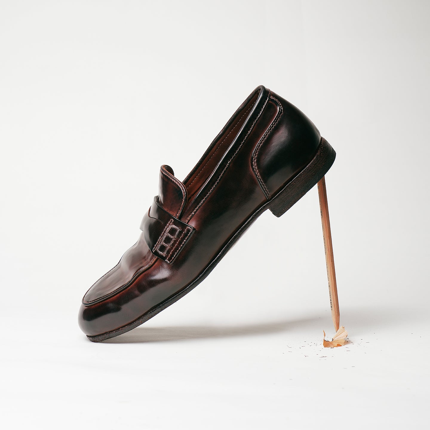 6610 Vibram HORSEHIDE BREATHABLE CASUAL LEATHER SHOES, THIN AND COMFORTABLE LOAFERS