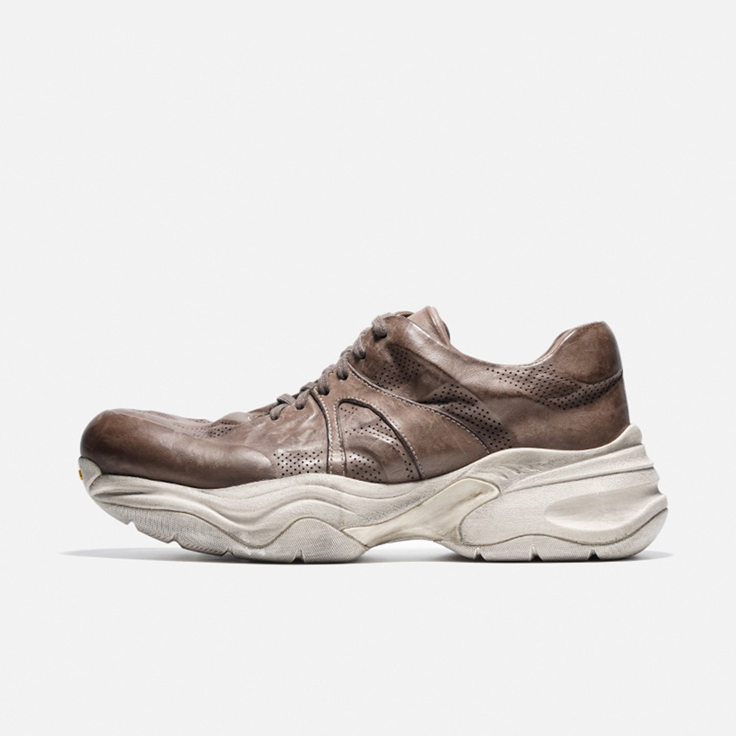 1819-1 PERFORATED BREATHABLE DAD SNEAKERS