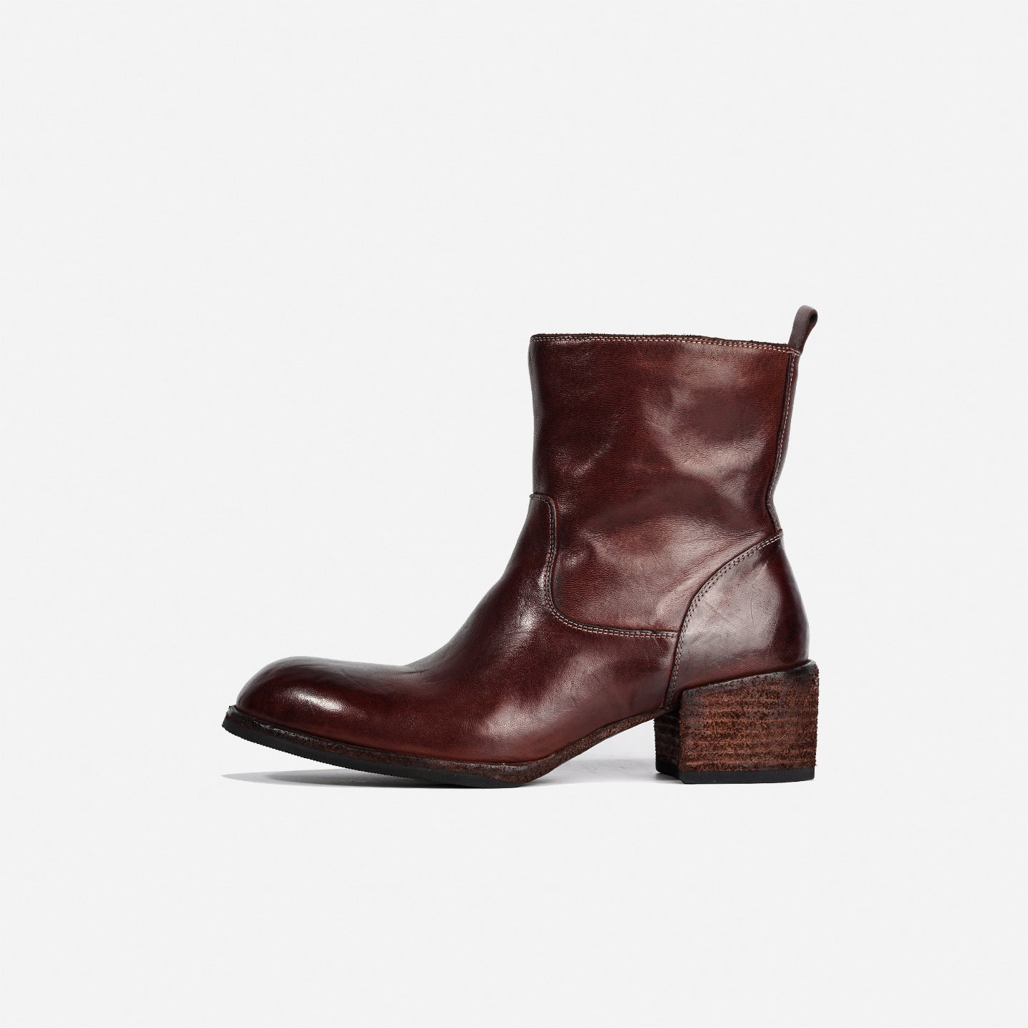 DREAMBOX Women’s Washed Horsehide Platform Boots – Chunky Heel & Comfortable Lift WM25113