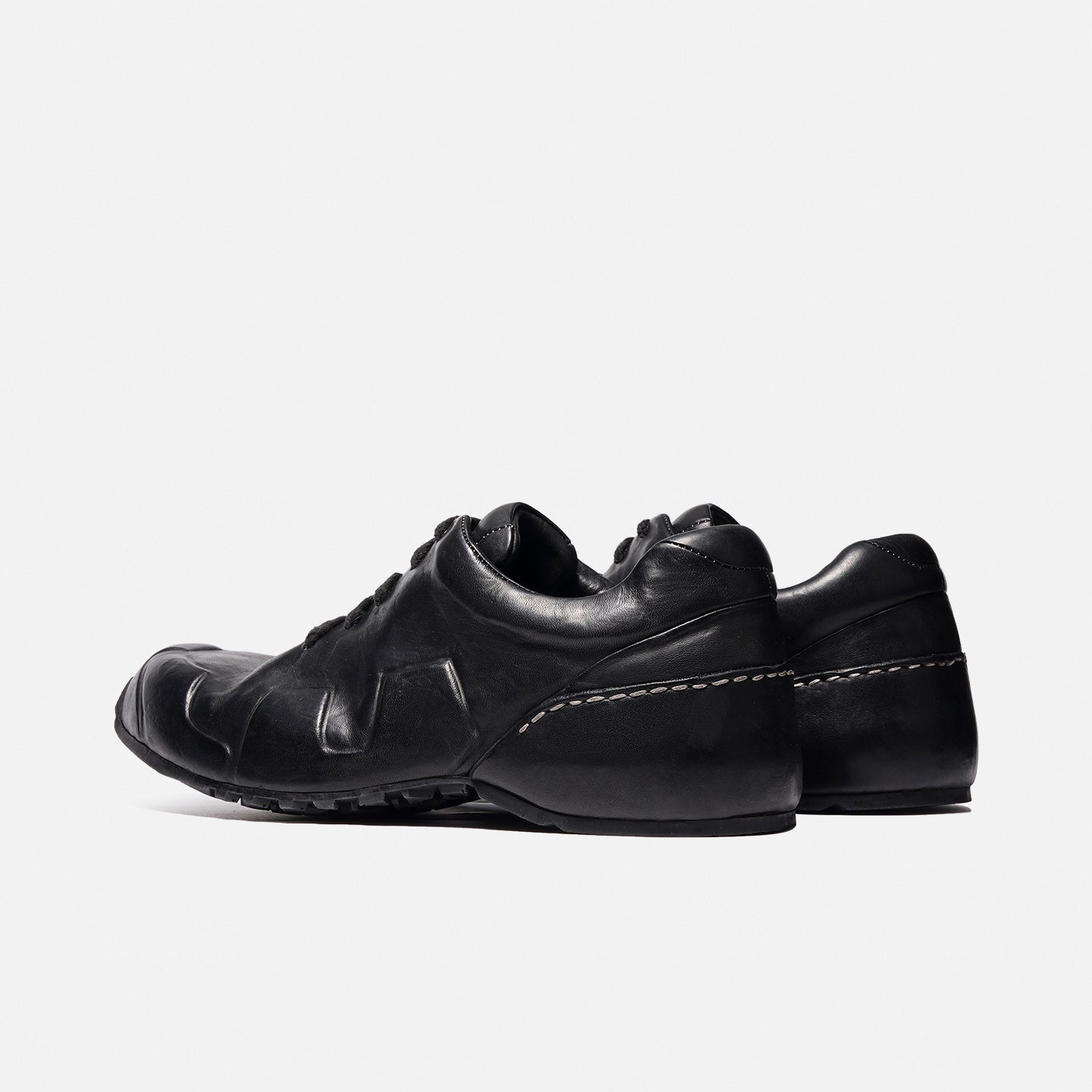 2579 HORSEHIDE ARMOR SHOES